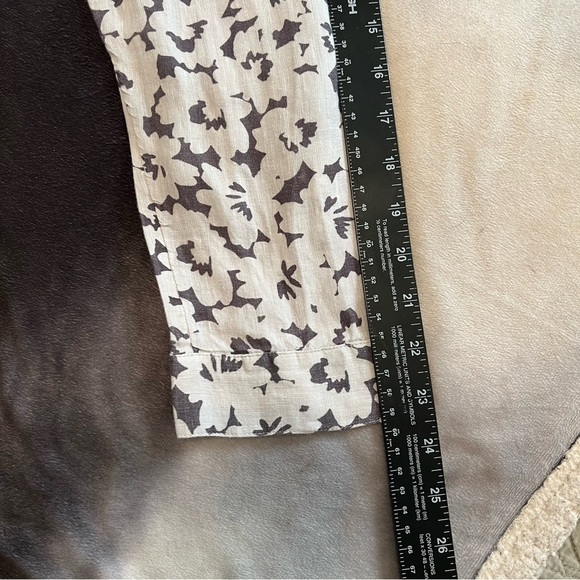 J.jill Love Linen Essential Shirt Womens Large Gray Floral Button‎ Up - Picture 14 of 14